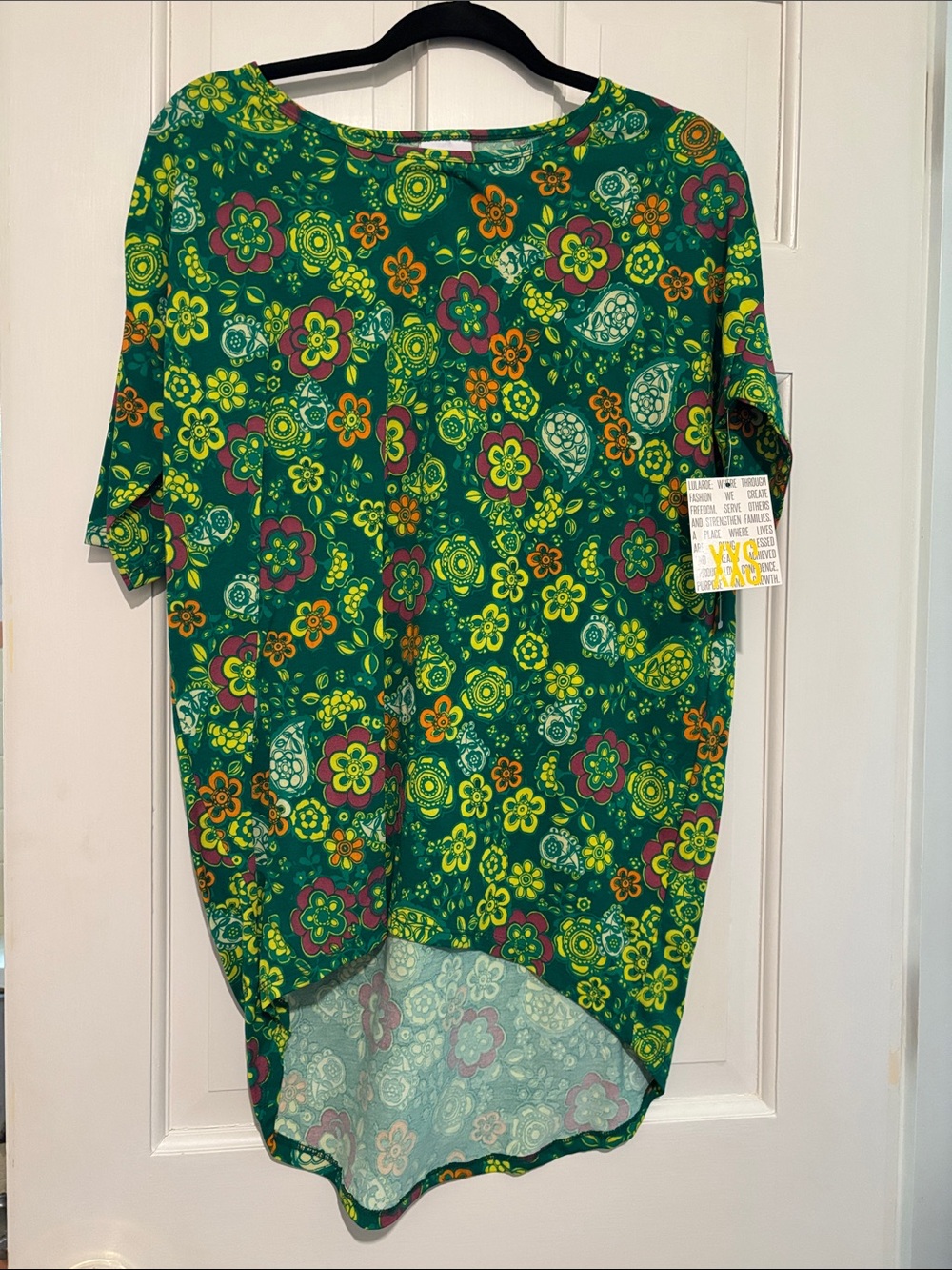 LuLaRoe Green Floral Paisley Short Sleeve Tee